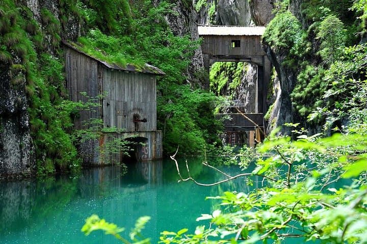 Day Hike to Bucegi: Zanoaga Gorge, Scropoasa Lake & Seven Springs