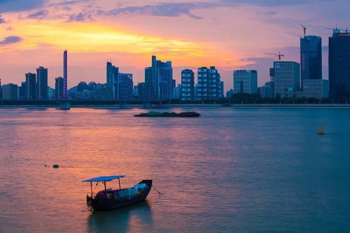 Private West Lake Day Tour from Shanghai — Limo Transfer to Hangzhou's UNESCO Lake photo 4