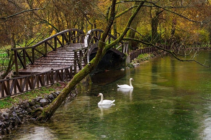 Cross-Border Heritage: 2-Day Private Mostar, Počitelj & Sarajevo Tour from Dubrovnik photo 6