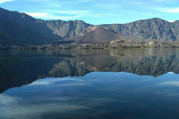 Mount Rinjani Summit Trek: 2-Day Sunrise Ascent from Senaru photo 3