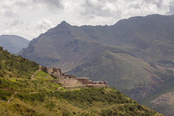 Sacred Valley Day Trip: Pisac Market & Ollantaytambo from Cusco photo 4