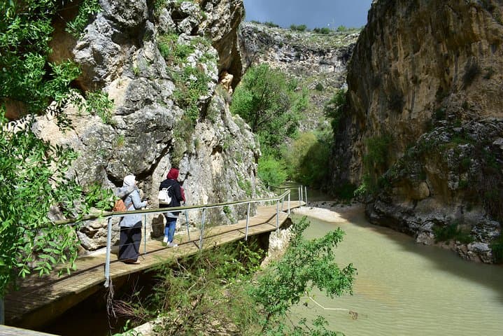 Gollizno Route Hike — Velillos River Gorge Trail near Granada photo 6