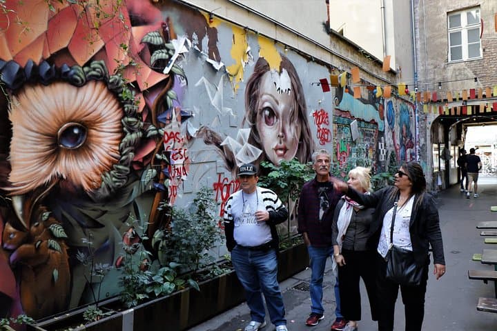 Berlin Street Art Photo Tour: Private 4-Hour Graffiti & Photographer Experience photo 2