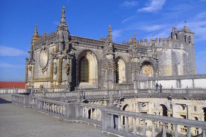Knight Templar Portugal Private Tour: Almourol, Tomar & Convent of Christ photo 3