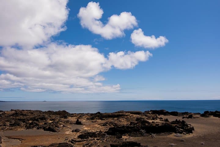 Bartolome Island Day Trip: Hike Pinnacle Rock and Snorkel Sullivan Bay from Puerto Ayora photo 5