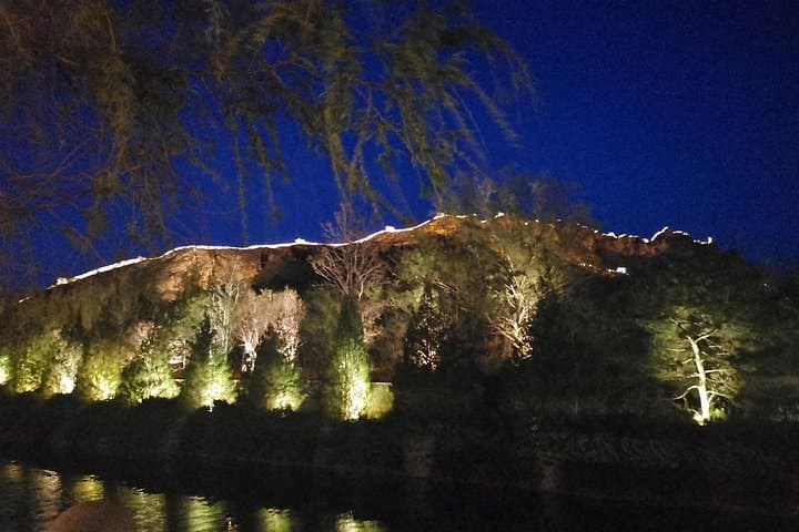 Illuminated Simatai Great Wall Night Hike & Gubei Water Town Dinner photo 3