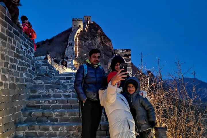 Illuminated Simatai Great Wall Night Hike & Gubei Water Town Dinner photo 4