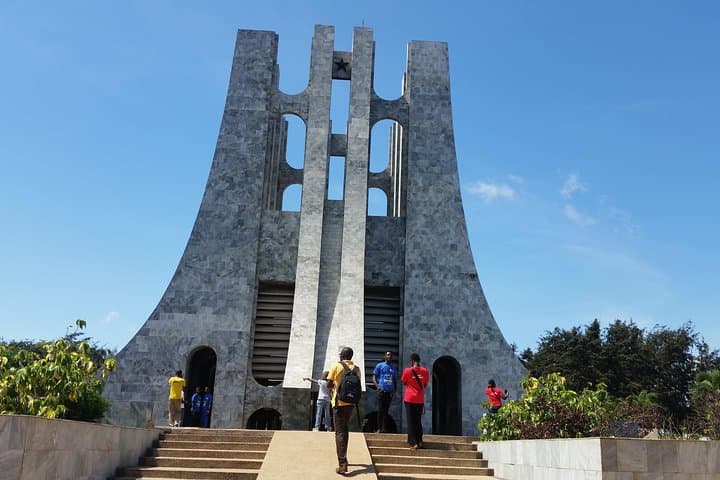 Accra to Cape Coast: 3-Day Cultural Tour with Kakum Canopy Walk photo 1