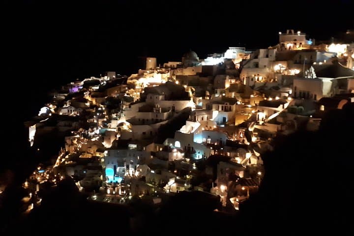 Tailor-Made Private Tours in Santorini — 3-Hour Custom Sightseeing photo 4