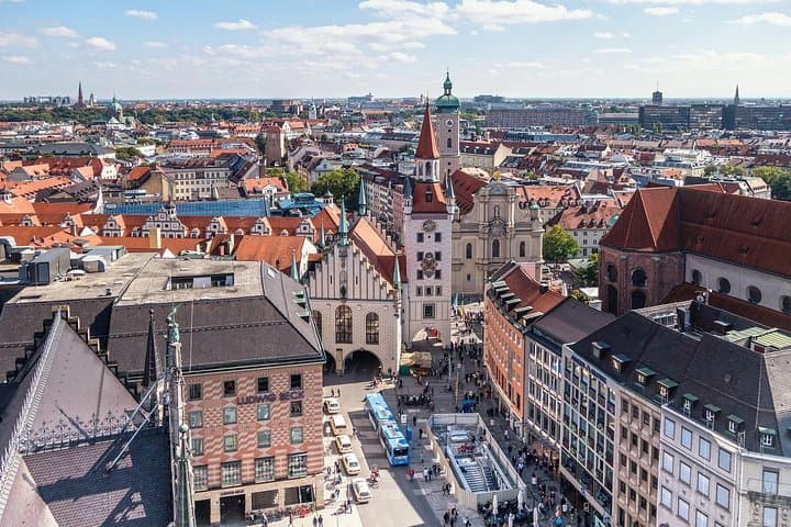 Private Prague to Munich Transfer with 2-Hour Sightseeing Stops photo 4