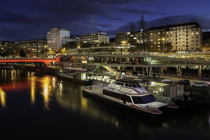 Prague to Vienna Private Transfer with Flexible Sightseeing Stops photo 3