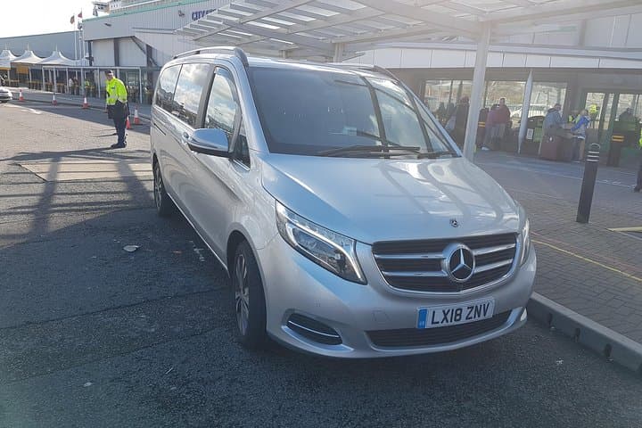 Southampton to Windsor Castle Shore Excursion: Private Transfer and 3-Hour Self-Guided Visit