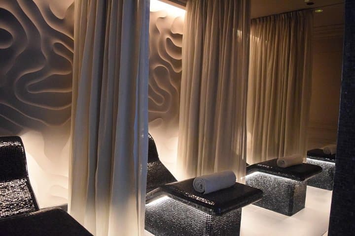 Versace Sleep Treatment & Gold Cappuccino: Luxury Sleep Ritual in Dubai photo 4