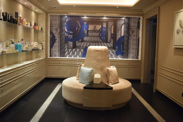 Full-Day De-Stress Spa at Palazzo Versace Dubai: Luxe Massage, Pool & Wellness photo 2