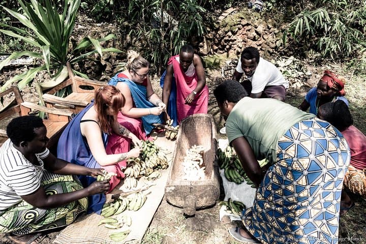 Nyakinama Village Culinary Tour & Banana Beer Tasting near Musanze photo 3