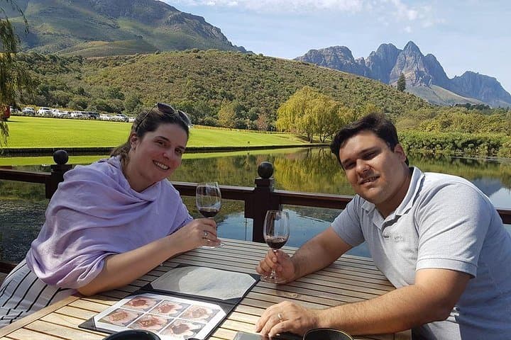 Cape Winelands Private Wine Tour: Stellenbosch & Franschhoek Wine Estates