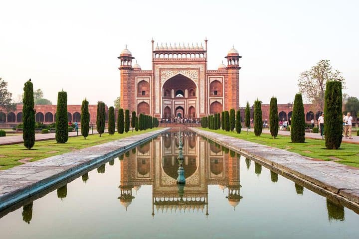 Same-Day Taj Mahal Tour from Delhi by Private Car — Agra Highlights photo 4