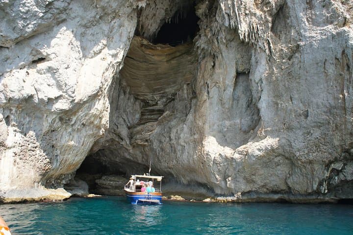 Private Capri & Blue Grotto Full-Day Boat Tour from Positano photo 5