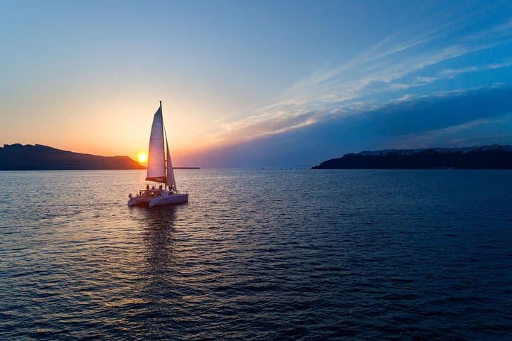 Private Santorini Sunset Cruise with Dinner, Drinks & Hot Springs