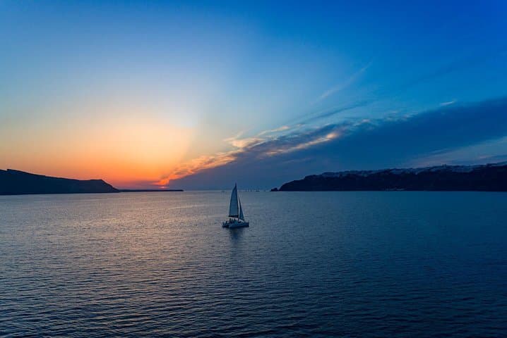 Private Santorini Sunset Cruise with Dinner, Drinks & Hot Springs photo 5