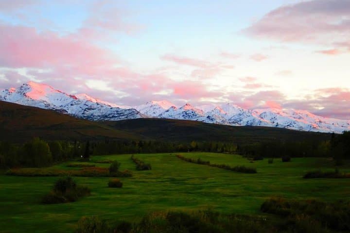 Golfing on the Alaskan Tundra: Black Diamond’s Rugged 9-Hole Course Experience photo 5