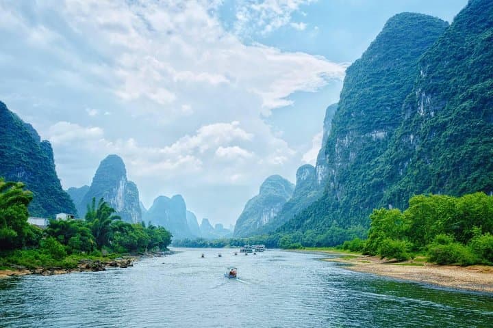 Li River Cruise from Guilin to Yangshuo — Scenic Day Trip on China’s Karst River photo 6