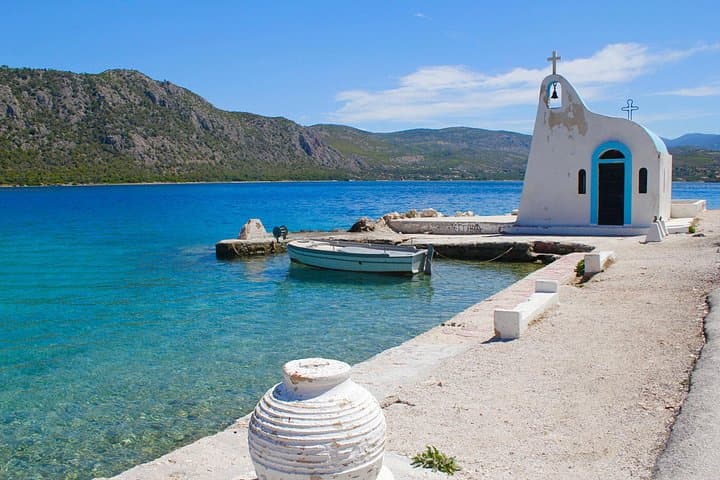 Loutraki & Lake Vouliagmeni Day Tour: Monastery Views, Temple of Hera & Blue Lake Swim