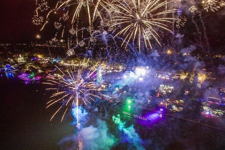 Prague Nightlife Party: 3-Hour Pub Crawl with Free Shots & Club Entry photo 3