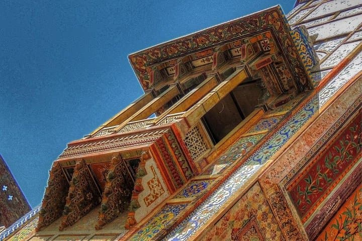 Lahore Guided Tours: Explore the Walled City, Mughal Forts & Food Alleys photo 1