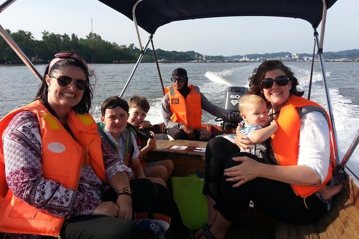 Bandar Highlights: Kampong Ayer, Mosques & Proboscis Monkey Private Tour in Brunei photo 5