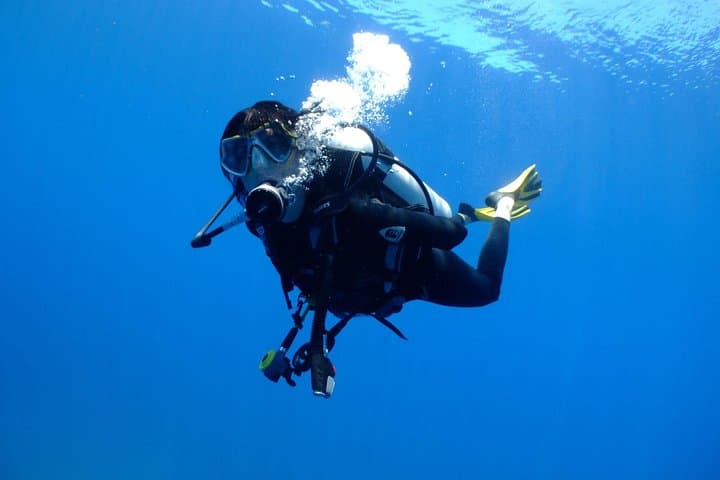 PADI Scuba Diver Course Athens: Boat Dives to Patroklos, Legrena & Arsidas photo 1