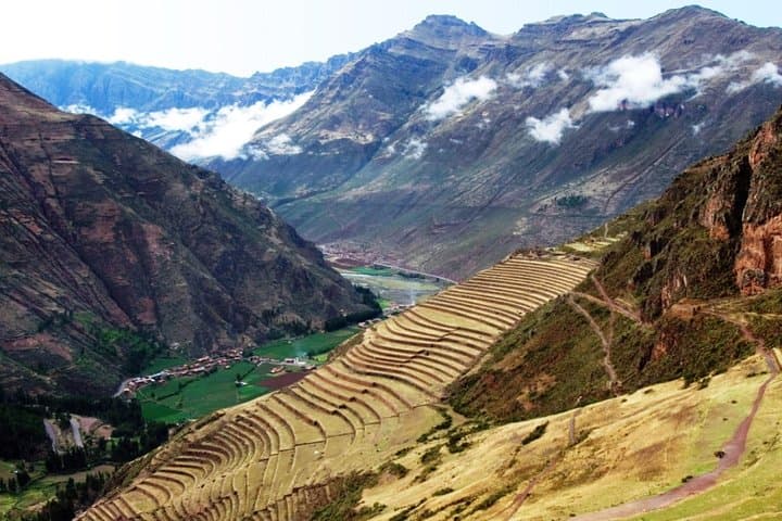 Full-Day Sacred Valley Tour: Pisac, Moray, Maras & Ollantaytambo from Cusco photo 3