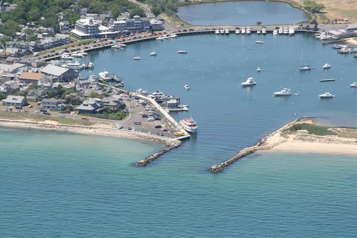 Comfortable Boston-to-Woods-Hole Chauffeur for Martha's Vineyard Ferry Connections photo 2