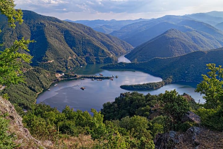 Rhodope Mountains Day Trip from Plovdiv: Bachkovo, Shiroka Laka & Vacha Dam