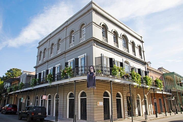 French Quarter Walking Tour: 2-Hour Architecture & Jazz History Walk in New Orleans