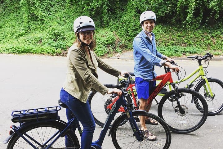 Portland by eBike: Private 2.5‑Hour City Tour of Neighborhoods & Food Carts