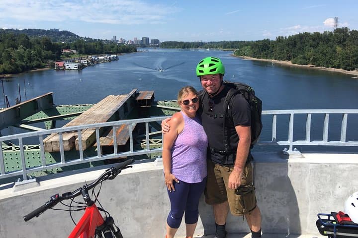 Portland by eBike: Private 2.5‑Hour City Tour of Neighborhoods & Food Carts photo 5