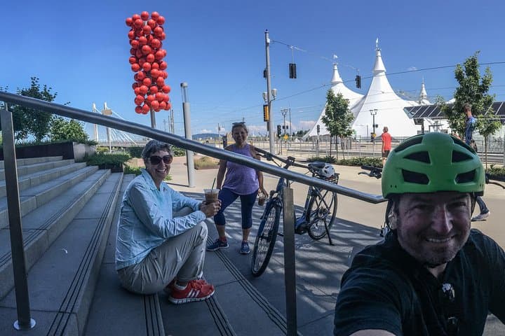 Portland by eBike: Private 2.5‑Hour City Tour of Neighborhoods & Food Carts photo 4