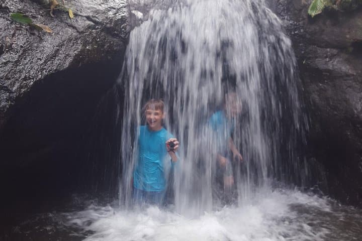 Jaco Waterfall Hike from San José: River Pools, Jumps & Rainforest Lunch