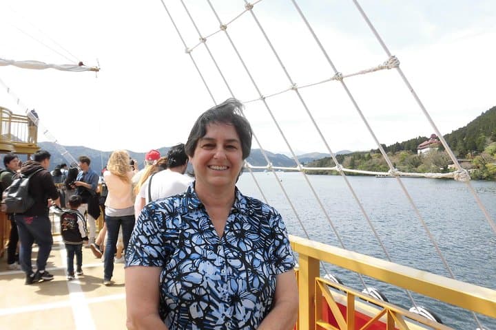 Hakone Full-Day Private Tour: Ropeway, Owakudani & Lake Ashi Cruise photo 4