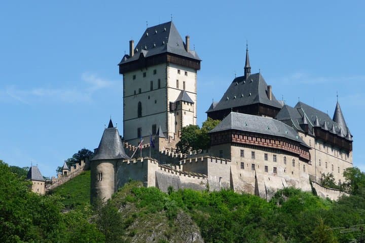 Private Half-Day Tour to Karlštejn Castle from Prague