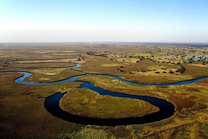 Victoria Falls to Okavango Delta: 8-Day Safari via Chobe & Mokoro photo 4