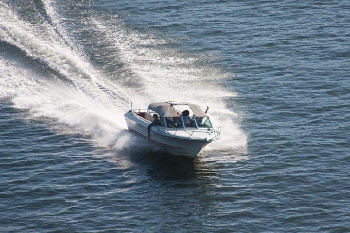Private Boracay Speedboat Rental — 60-Minute White Beach Cruise photo 4