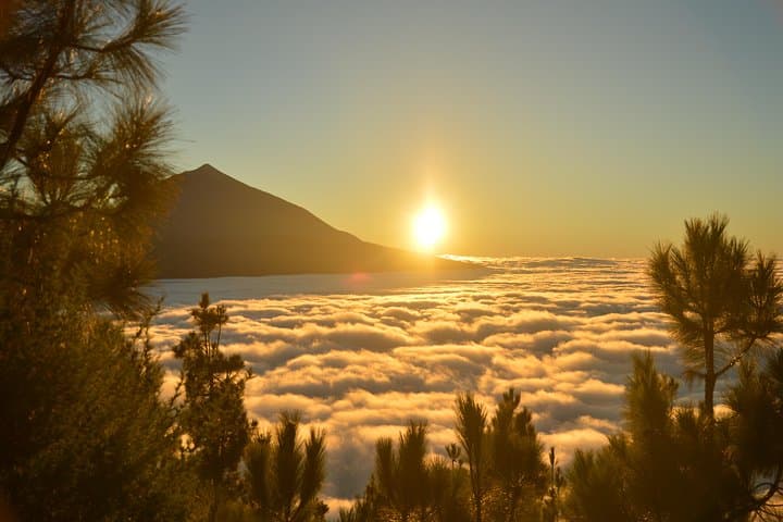 Teide Sunset Hike & Stargazing: Private Evening Tour in Teide National Park photo 3