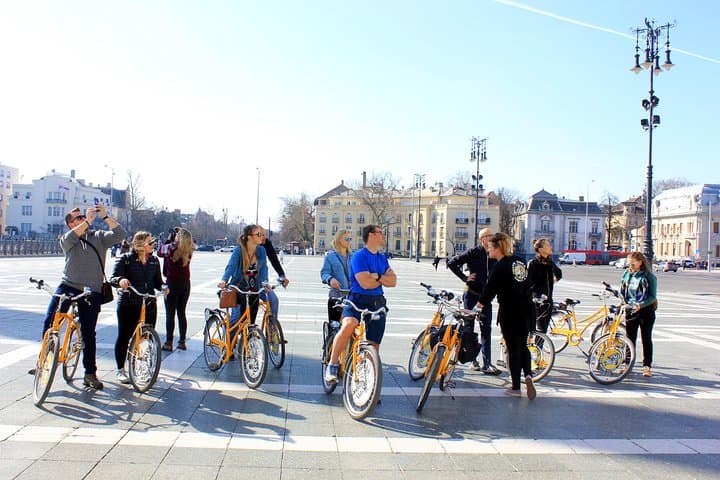 Private Budapest Bike Tour: 3.5-Hour Guided Route Along the Danube and Castle District photo 4