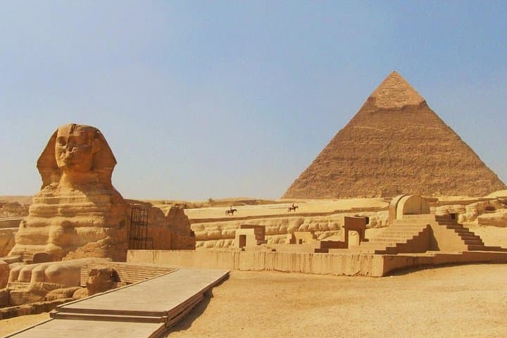 Day Trip to Cairo from Hurghada by Air: Giza Pyramids, Sphinx & Egyptian Museum photo 6