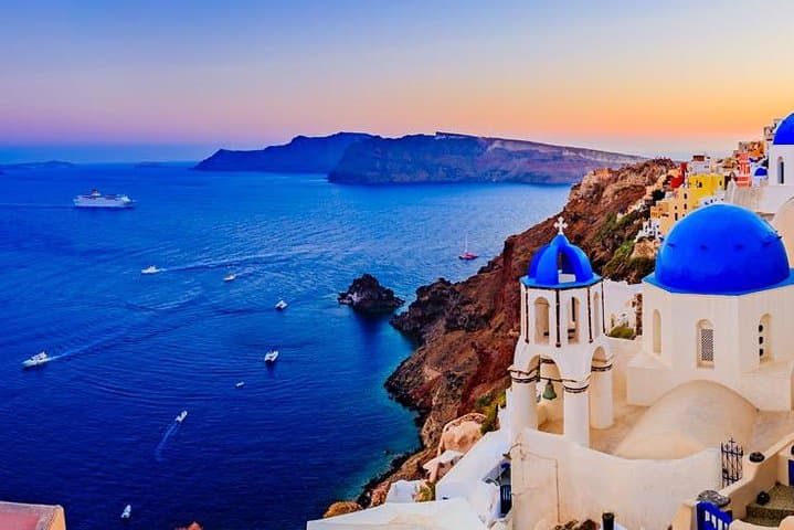 Discover Santorini's Top Sights on a Private Tour