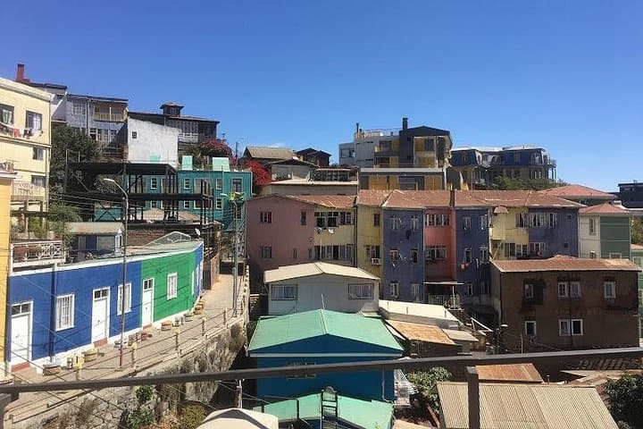 Valparaíso to Viña del Mar Day Trip: Coastal Hills, Murals & Neruda's House photo 4