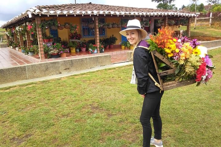 Medellín Silletero Experience: Private Flower-Farm Visit in Santa Elena