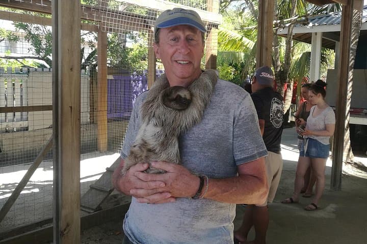 Roatán Island Organized Trips: Beaches, Snorkel, Zipline & Local Culture photo 4